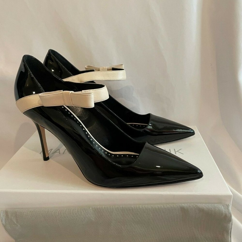 Manolo Blahnik Immaculada 90 Patent Leather Pumps Shoes NEW Size 38 (US 8) $795